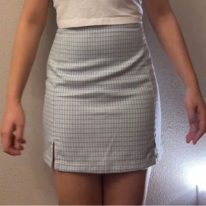 brandy melville plaid cara skirt 🤍